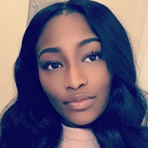 Meet your Posher, Jenaba